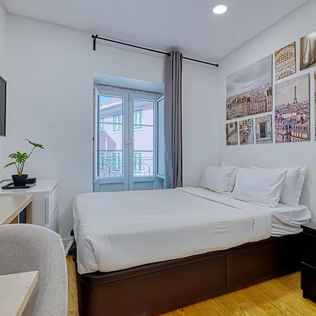 New Flat In The Downtown דירה *